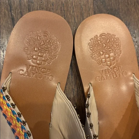 Vince Camuto leather slip on sandals - Picture 2 of 6